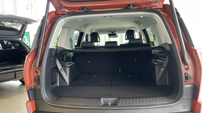 Hyundai SANTA FE 1.6 TGDi Hybrid Premium 5dr Auto Hybrid Estate - Image 4